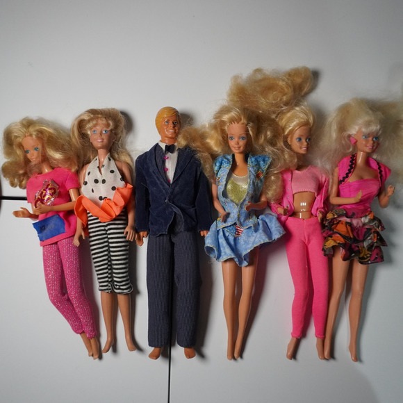 Vintage Barbie Dolls Lot 6 Glam Fashion Blonde Hair Ken Included 70s w/ clothes - Picture 1 of 13